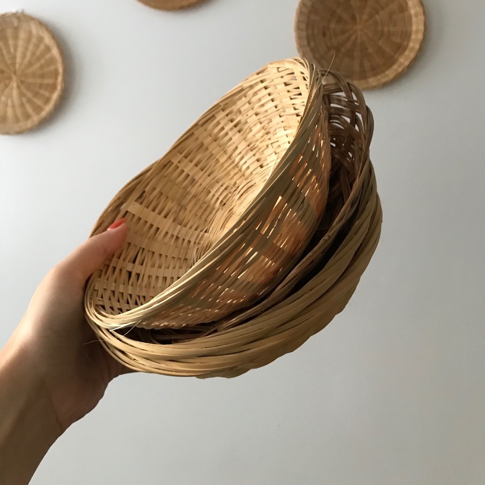 4 wicker baskets